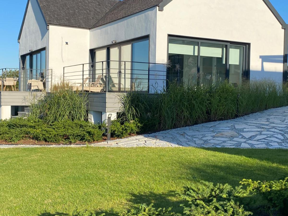 Villa Relax With Swimming Pool And Mountain View Bukow Eksteriør billede