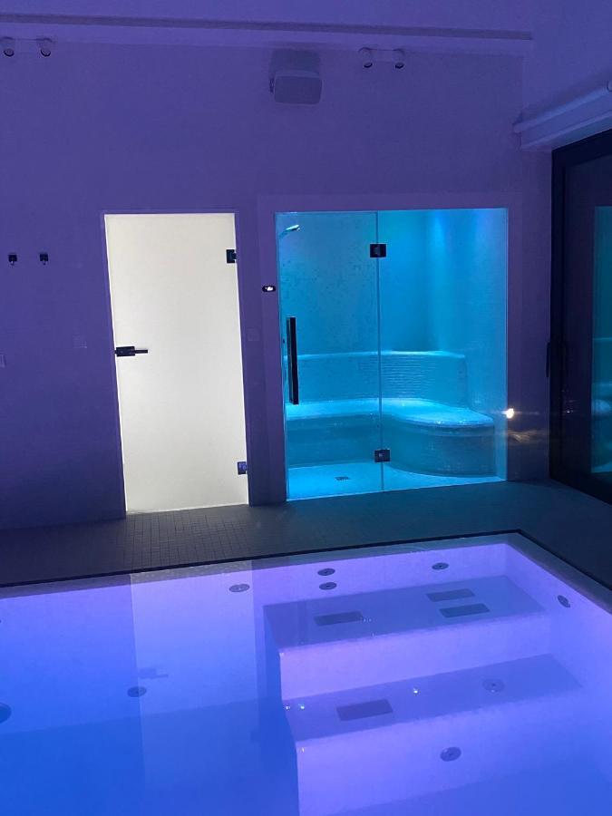 Villa Relax With Swimming Pool And Mountain View Bukow Eksteriør billede
