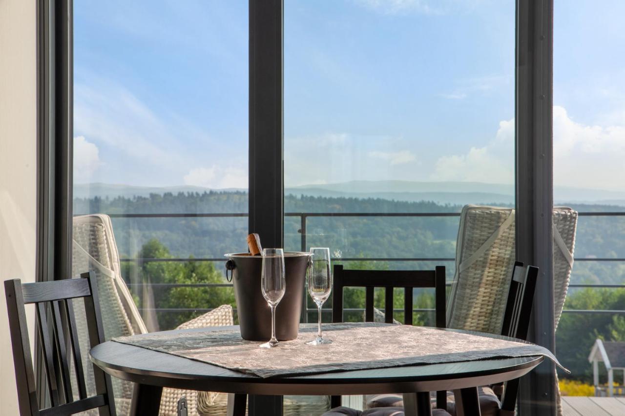 Villa Relax With Swimming Pool And Mountain View Bukow Eksteriør billede