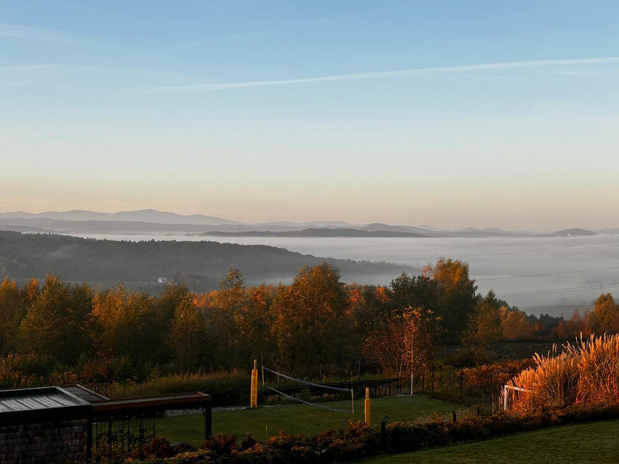 Villa Relax With Swimming Pool And Mountain View Bukow Eksteriør billede