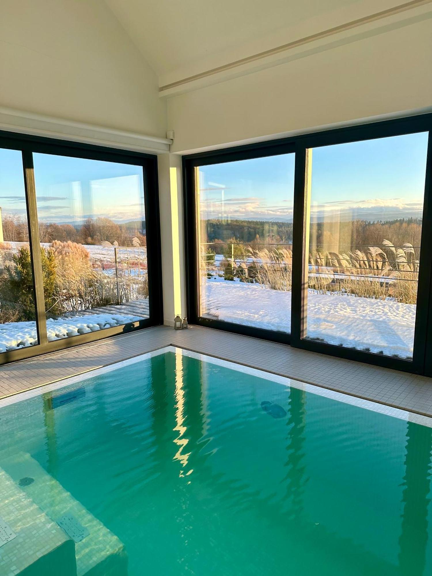 Villa Relax With Swimming Pool And Mountain View Bukow Eksteriør billede